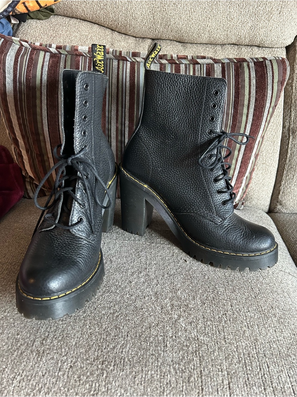 Dr Martens Women’s Black Kendra Lace Up Platform Heeled Ankle Boots Size 9